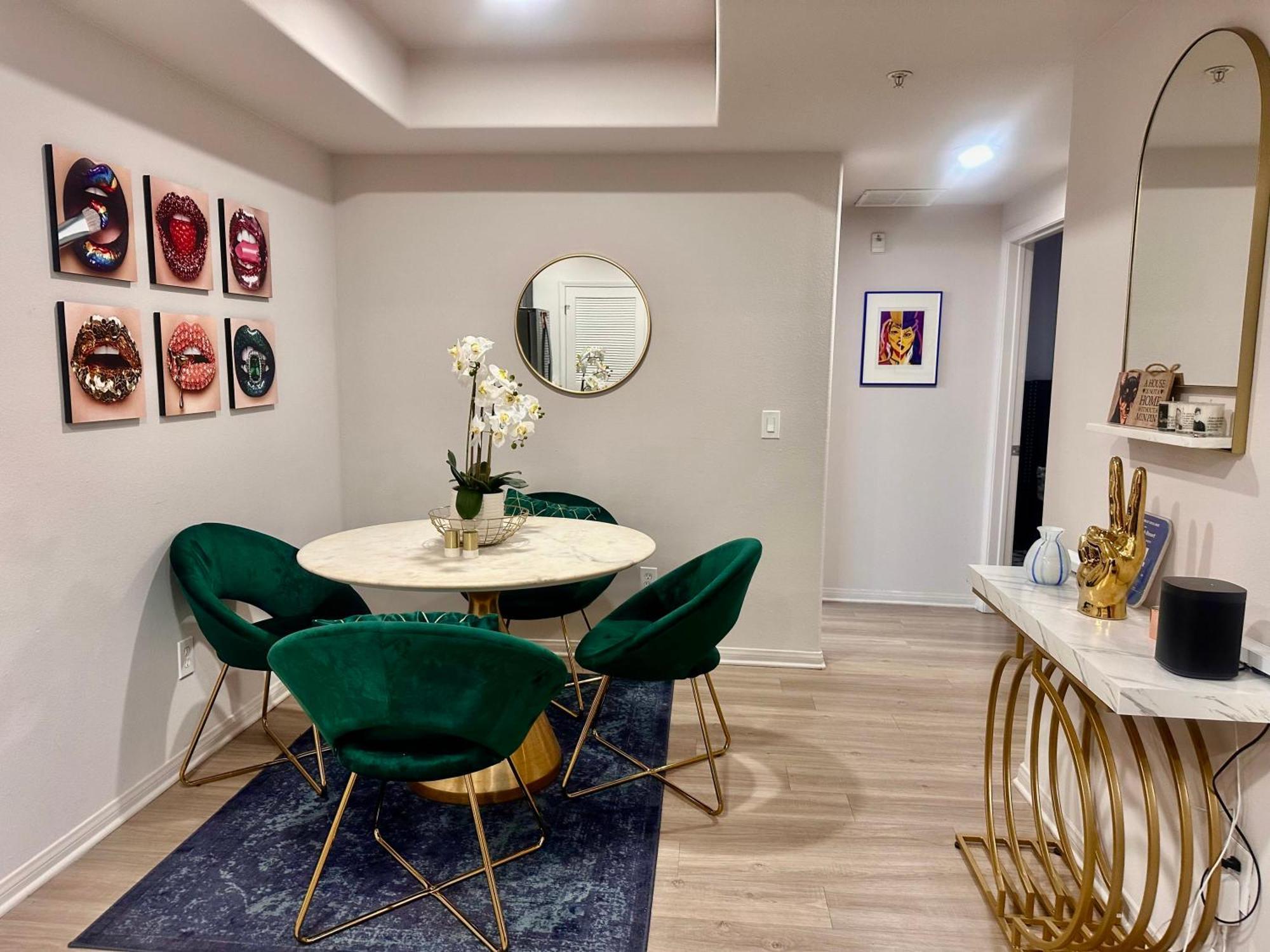Apartment Allura Little Italy - 2 Bedroom In Downtown's Spot San Diego
