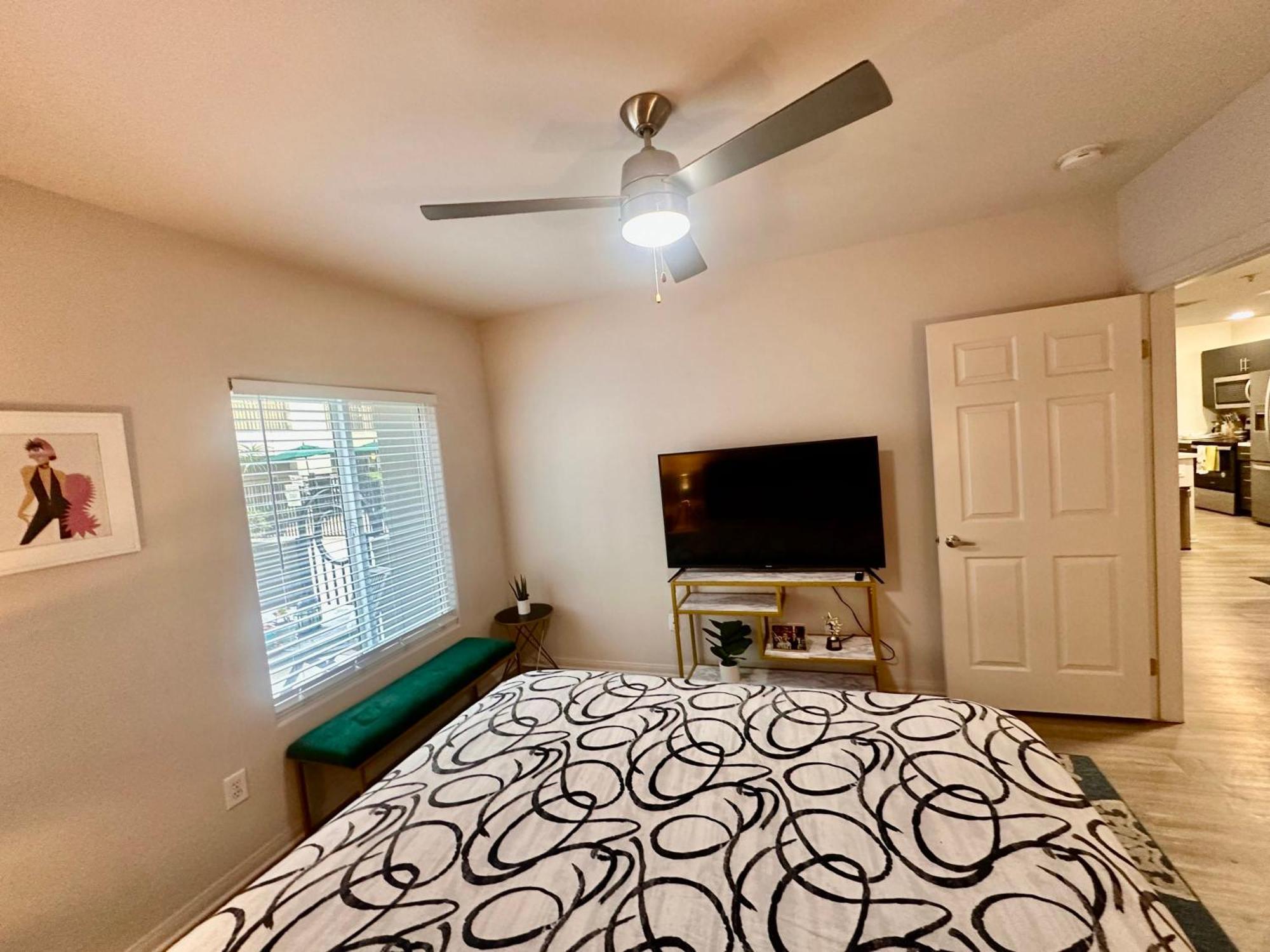 Apartment Allura Little Italy - 2 Bedroom In Downtown's Spot San Diego